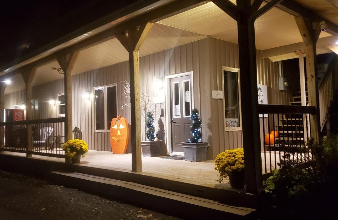 Marblewood Village Resort Steady Brook Extérieur photo