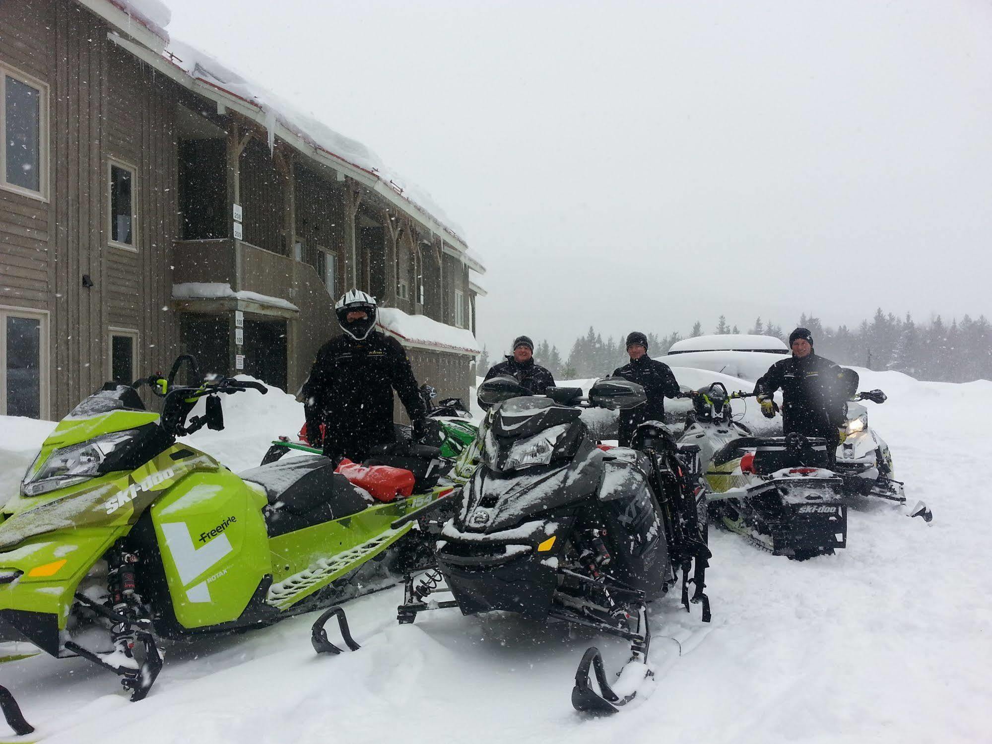 Marblewood Village Resort Steady Brook Extérieur photo